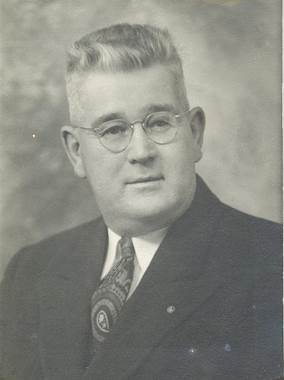 1933 Emil G Carlson