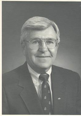1990 George W Carlson 